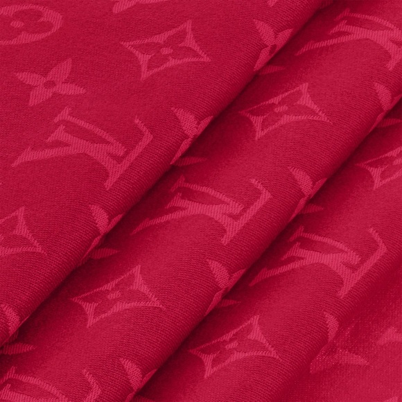 *BRAND NEW* Louis Vuitton Monogram Classic Shawl in RARE LIMITED EDITION Red - Picture 3 of 8